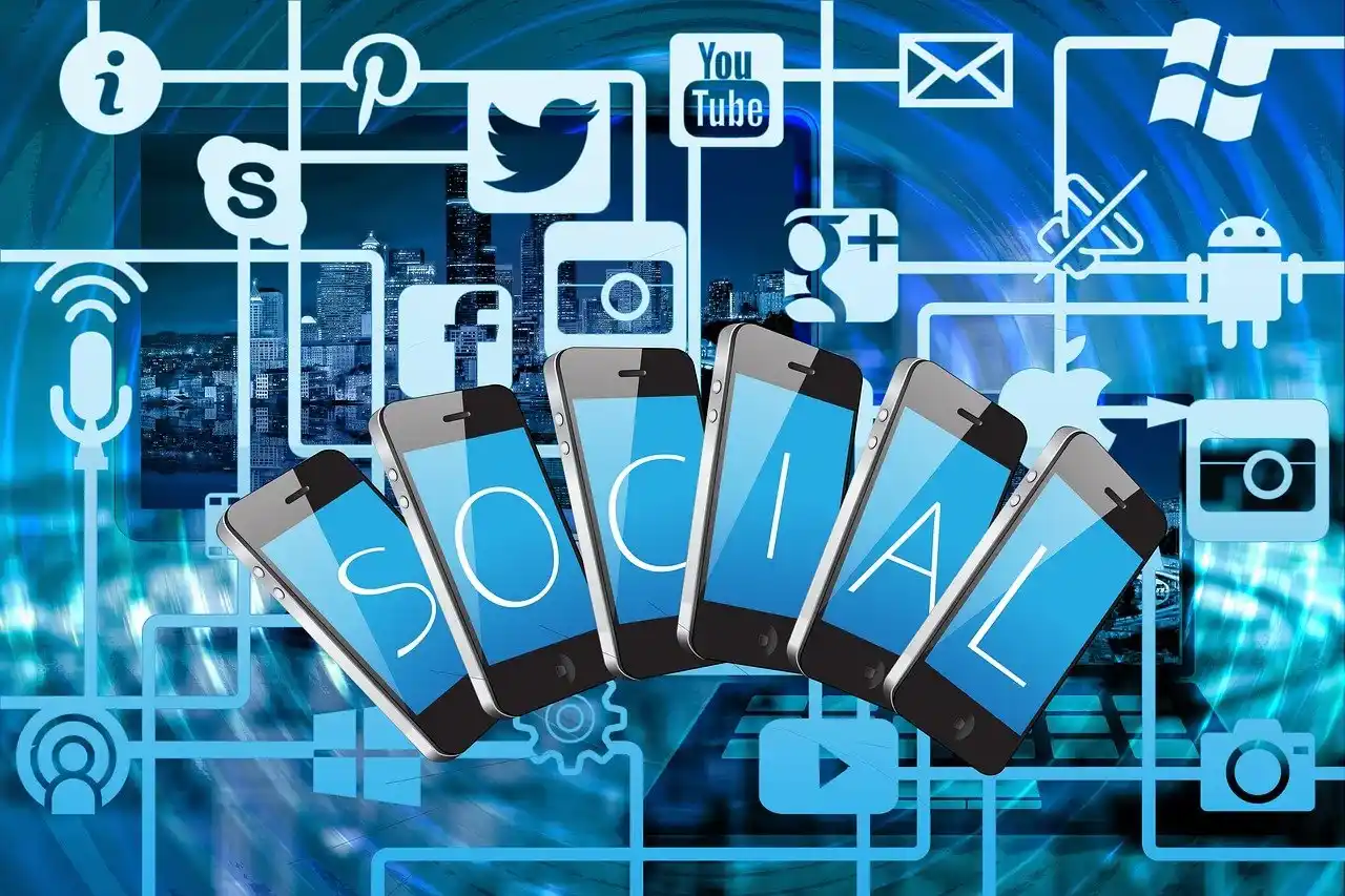 Social Media Marketing for Politicians